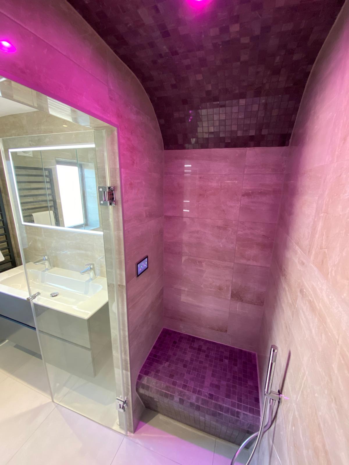 Contemporary home steam room design
