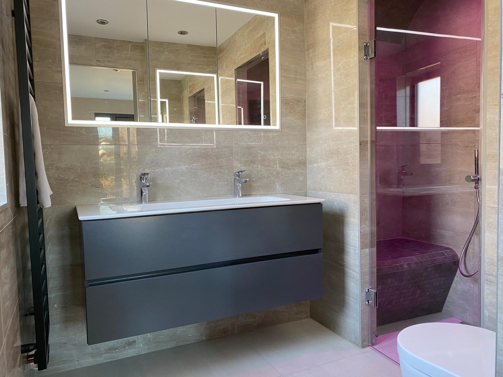 Luxury bathroom interior by Luxe Bathroom Studio